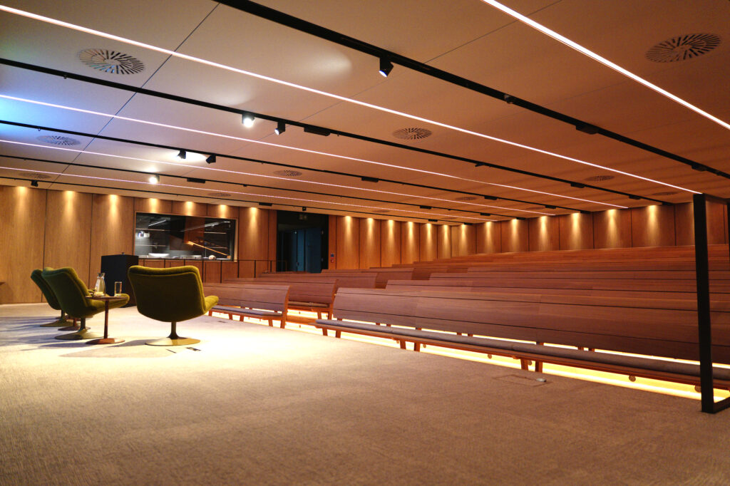 Bueno Analytics 40 Leadenhall Building London The Forum